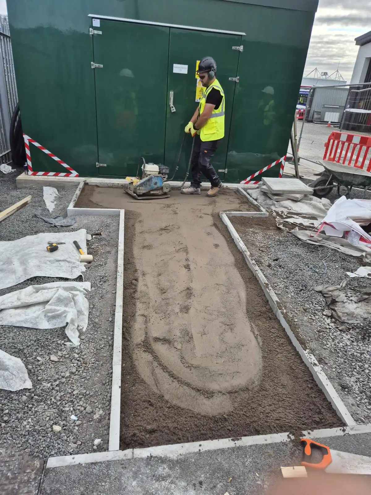 Kerbing & Paving