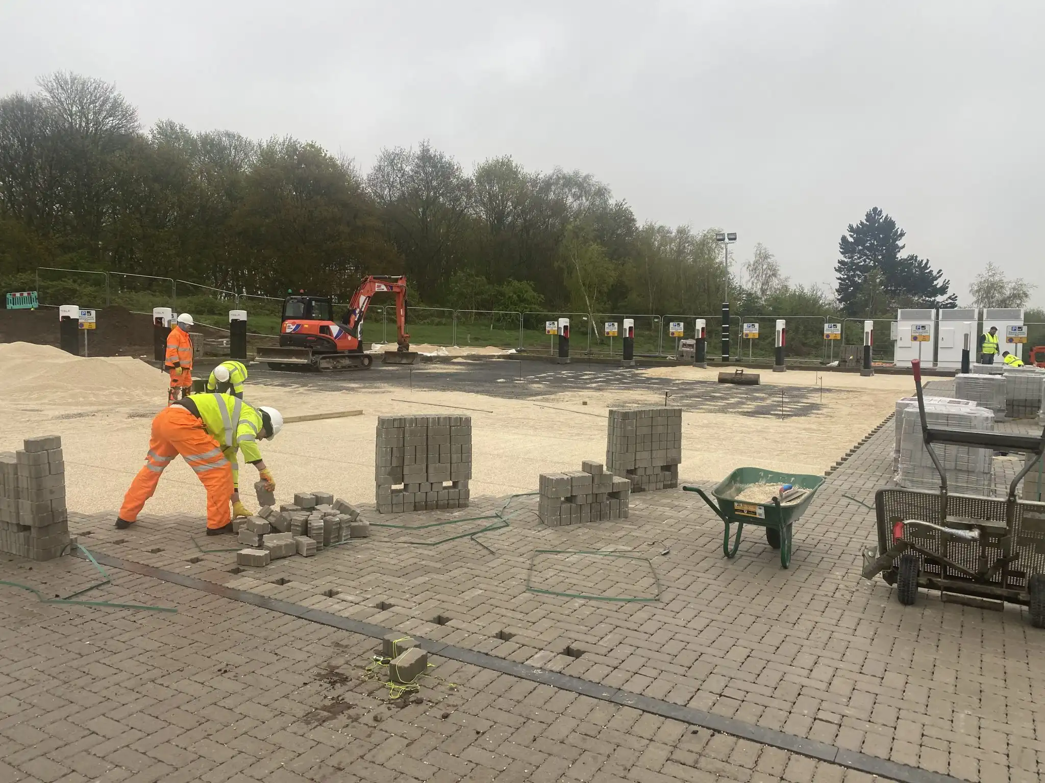 Kerbing & Paving